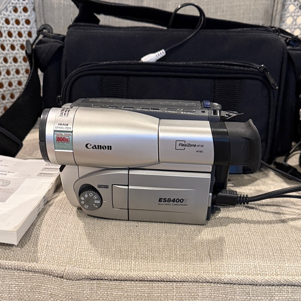 Canon ES8400v CAMERA with Black and Tan Messenger Bag and cords.
